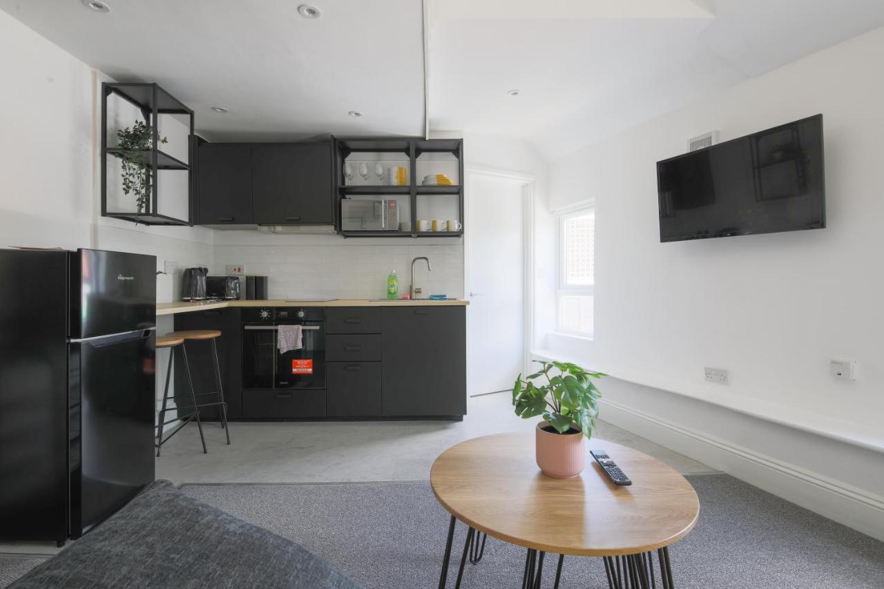 Stayright Cosy Mezzanine Flat In Vibrant Area - Walking Distance To Central Cardiff Exterior foto